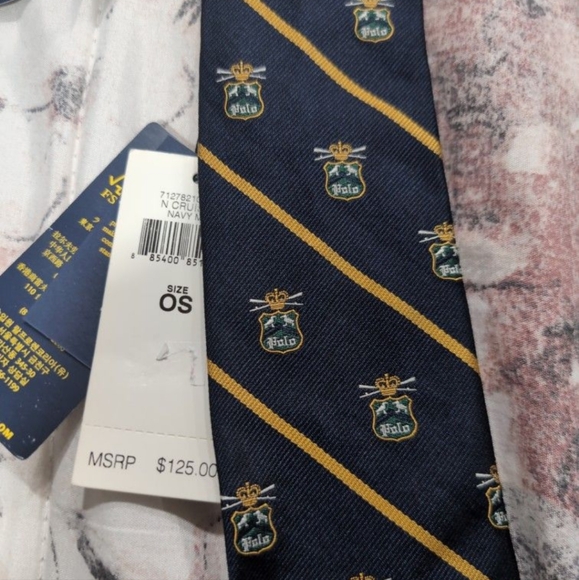 Ralph Lauren Polo tie and pocket hanks - Picture 3 of 9